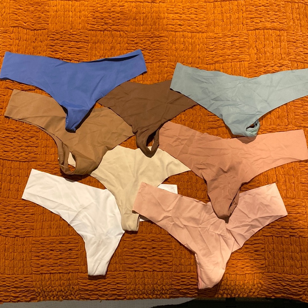 Aerie Thongs